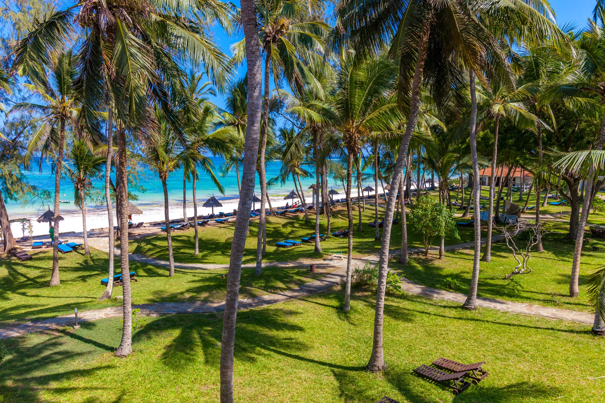 7-Day Epic Overland Bush-to-Beach: Nairobi to Diani Beach
